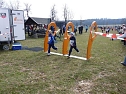 Kinder und Jugendliche beim Possenlauf (Foto: Karl-Heinz Herrmann)