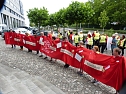 Protest der Besch&auml;ftigten (Foto: Harald Buntfu&szlig;)