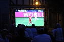 Public Viewing auf dem Neumarkt in Bad Langensalza zum Achtelfinalspiel der EM 2024 - Deutschland gegen D&auml;nemark (Foto: Eva Maria Wiegand)