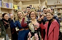 Prost auf 1 Jahr "Buchgeschwister"  (Foto: Eva Maria Wiegand)