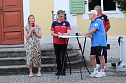 Fans und Cheftrainer des Th&uuml;ringer HC Herbert M&uuml;ller verabschieden neun Spitzenhandballerinnen in Bad Langensalza (Foto: Eva Maria Wiegand)