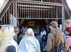 Wandertag von Th&uuml;ringer Berufssch&uuml;lern in und um Bad Frankenhausen auf den Spuren des Mittelalters - Eine Station war das  Siedehaus der Frankenh&auml;user Pf&auml;nner (Foto: Peter Ke&szlig;ler)