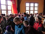 Kinder und Jugendliche beim Possenlauf (Foto: Karl-Heinz Herrmann)