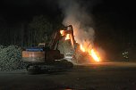 Holz brennt an Landkreisgrenze (Foto: S. Dietzel)