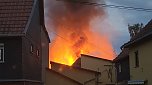 Gro&szlig;brand am Abend in Oberdorla (Foto: privat)