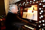 St. Martinsfeier in Bad Langensalza. Peter Ernst an der Orgel in der Marktkirche (Foto: Eva Maria Wiegand)