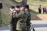 Verabschiedungsappell von Major Baumbach (Aufklärungsbataillons 13 - Standort Gotha) auf dem Jahnplatz in Bad Langensalza (Foto: Eva Maria Wiegand) Verabschiedungsappell von Major Baumbach (Aufklärungsbataillons 13 - Standort Gotha) auf dem Jahnplatz in Bad Langensalza (Foto: Eva Maria Wiegand)