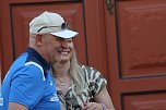 Fans und Cheftrainer des Thüringer HC Herbert Müller verabschieden neun Spitzenhandballerinnen in Bad Langensalza (Foto: Eva Maria Wiegand) Fans und Cheftrainer des Thüringer HC Herbert Müller verabschieden neun Spitzenhandballerinnen in Bad Langensalza (Foto: Eva Maria Wiegand)