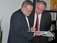 Energiekonzept übergeben Bild: Energiekonzept übergeben