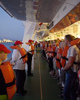 Kreuzfahrtriesen getestet Bild: Kreuzfahrtriesen getestet