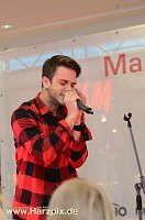 Luca Hänni in der Marktpassage Bild: Luca Hänni in der Marktpassage