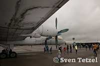 Bild: Auf dem Flughafen unterwegs