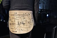Bild: Ministerpr&auml;sident bekam Schl&auml;ge