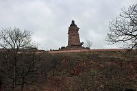Mit Elektroantrieb zum Kyffhäuserdenkmal Bild: Mit Elektroantrieb zum Kyffhäuserdenkmal