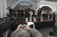 Übergeben Bild: Übergeben