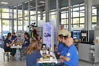 Autos an THC-Mädels übergeben Bild: Autos an THC-Mädels übergeben