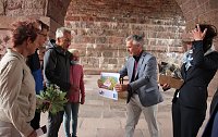 Bild: Einmillionster Besucher am st&uuml;rmischen Kyffh&auml;user-Denkmal