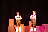 Bild: Salto Mortale im Theater
