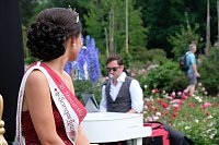 Krönung der Rosenkönigin in Sangerhausen Bild: Krönung der Rosenkönigin in Sangerhausen