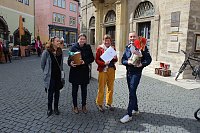 Bild: Fr&uuml;hjahrsputzaktion mit Verleihung der Goldenen Kehrschaufel