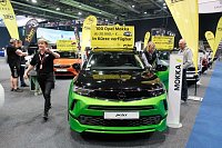 Bild: Peter Blei unterwegs auf der Erfurter Automobilmesse
