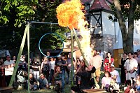 Ritterspektakel auf der Ronneburg zum Pfingstsamstag Bild: Ritterspektakel auf der Ronneburg zum Pfingstsamstag