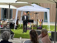 Einweihungsfeier des neuen Wohngemeinschaftshausesder Novalis Diakonie Bild: Einweihungsfeier des neuen Wohngemeinschaftshausesder Novalis Diakonie