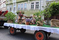 Festumzug zum Brunnenfest Bild: Festumzug zum Brunnenfest