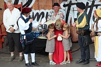 Mit einem phantastischen Spektakel und die Verabschiedung aller Akteure, endete das 28. Mittelalterfest von Bad Langensalza Bild: Mit einem phantastischen Spektakel und die Verabschiedung aller Akteure, endete das 28. Mittelalterfest von Bad Langensalza