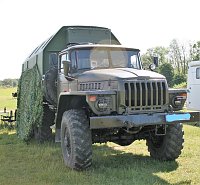 Ural auf dem Campingplatz Bild: Ural auf dem Campingplatz