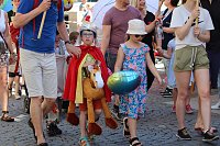 Fröhliche Stimmung beim 210 Brunnenfest in Bad Langensalza Bild: Fröhliche Stimmung beim 210 Brunnenfest in Bad Langensalza
