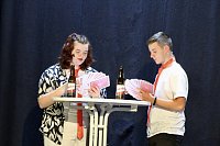 Bild: Theatergruppe des Salza-Gymnasiums feierte umjubelte Premiere mit ihren St&uuml;ck Alice im ANDERLAND, frei nach Lewis Carrol.