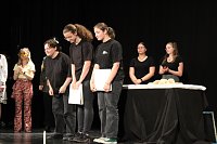 Bild: Theatergruppe des Salza-Gymnasiums feierte umjubelte Premiere mit ihren St&uuml;ck Alice im ANDERLAND, frei nach Lewis Carrol.