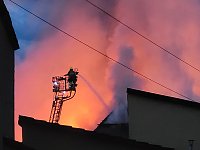 Großbrand am Abend in Oberdorla Bild: Großbrand am Abend in Oberdorla