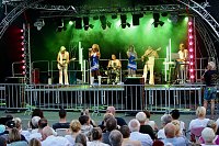 Begeisterte Zuschauerinnen und Zuschauer beim "ABBA Dream Tribute" Konzert in Bad Langensalza Bild: Begeisterte Zuschauerinnen und Zuschauer beim "ABBA Dream Tribute" Konzert in Bad Langensalza