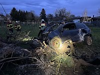 Bild: Schwerer Unfall auf der B249 in Rockensu&szlig;ra