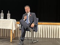 Bild: Szenen einer kontroversen Fragestunde