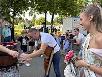 Bild: Das 213. Brunnenfest ist er&ouml;ffnet