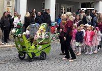 Bild: Festumzug zum 214. Brunnenfest