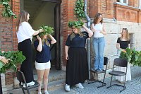 Salza Gymnasium in Bad Langensalza verabschiedet sich von seinen Abiturienten verabschieden sich Bild: Salza Gymnasium in Bad Langensalza verabschiedet sich von seinen Abiturienten verabschieden sich