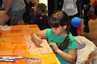 Buntes Programm zum FAMILIENTAG in der Galerie Bild: Buntes Programm zum FAMILIENTAG in der Galerie