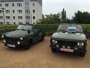 Diese Fahrzeuge befinden sich im Eigentum des KFZ- Meisters S&uuml;ssemilch. Von diesem Wartburg 353-400 mit einem Dacia Motor gibt es nur ein Exemplar.