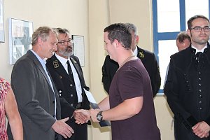 Bergbautechnologen beenden Ausbildung