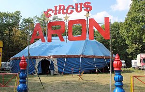 Zirkus auf dem Strau&szlig;berg