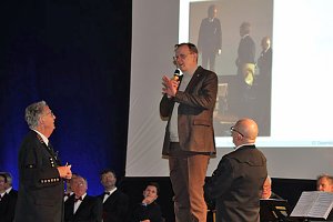 Ministerpr&auml;sident bekam Schl&auml;ge