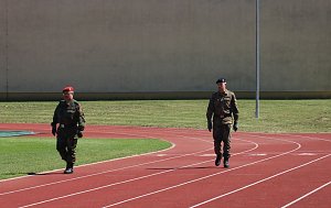 Bei Appell in Sondershausen Kommando &uuml;ber geben