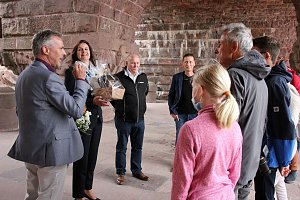 Einmillionster Besucher am st&uuml;rmischen Kyffh&auml;user-Denkmal