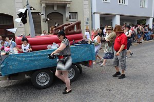 Festumzug zum Brunnenfest