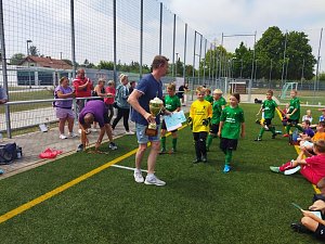 Viel Spa&szlig; hatten die kleinen Fu&szlig;baller aus Langensalzas Grundschulen am Donnerstag