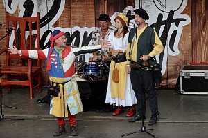 Mit einem phantastischen Spektakel und die Verabschiedung aller Akteure, endete das 28. Mittelalterfest von Bad Langensalza